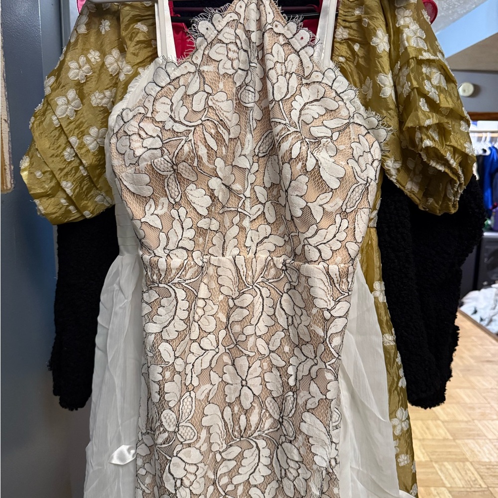 Lulu's Ivory Floral Lace Dress